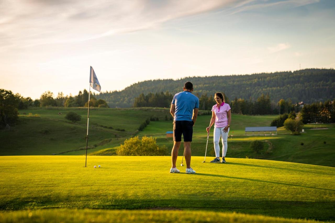 Domaine Du Mont-Saint-Jean Hotel Les Rousses Eksteriør billede